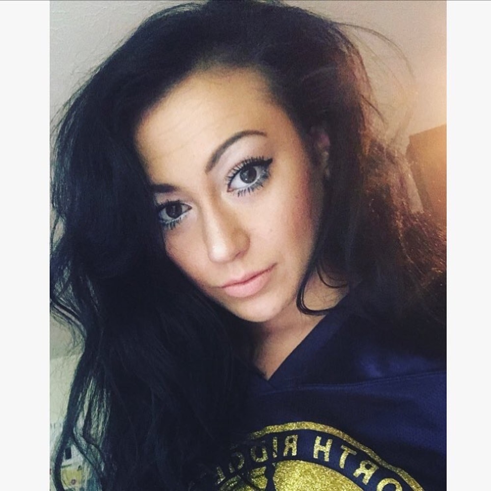 Meet your Posher, Jessica